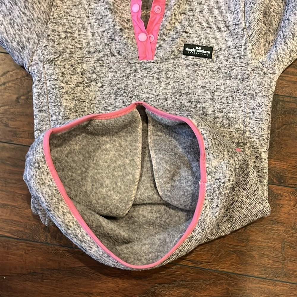 Simply Southern pink/black heather pullover small - Picture 4 of 4